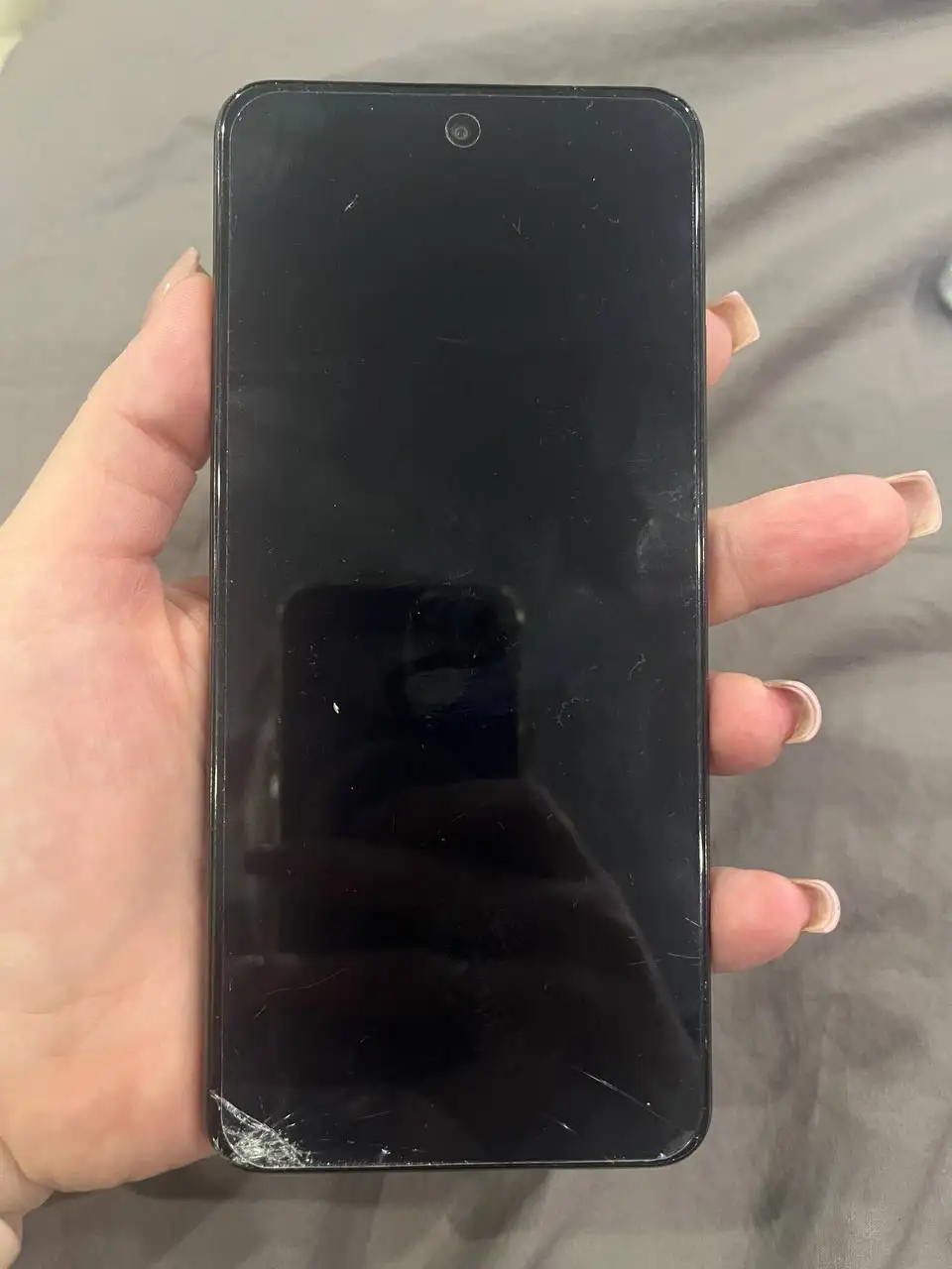 Продам Realme C75 8/128 со сколотым стеклом - Смартфоны (Электроника) в Санкт-Петербург