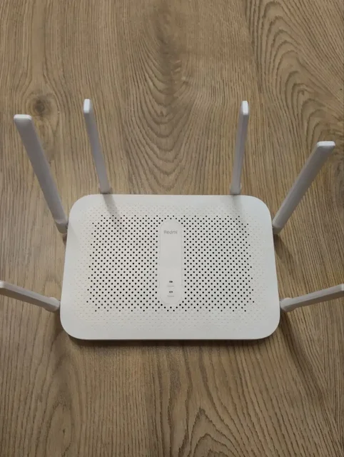 Роутер Wi-Fi Xiaomi Redmi AC2100 и пылесос Gorenje - Подарки в Санкт-Петербург