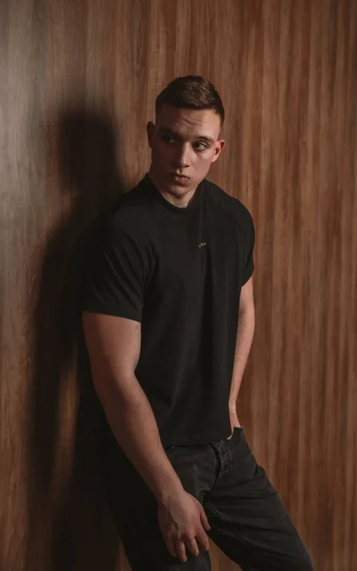 Мужская футболка LANBISION премиального бренда - Носки в Санкт-Петербург