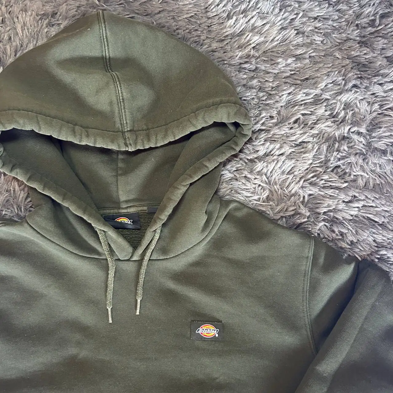 Продажа практически новых вещей в Санкт-Петербурге - Барахолка в Санкт-Петербург