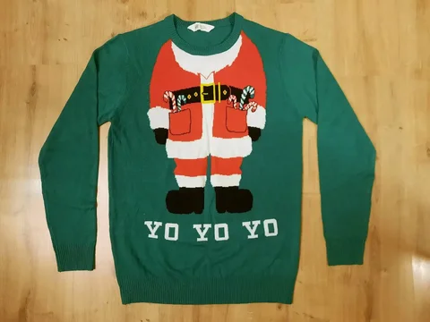 Свитер зеленый с Сантой, размер 44-46 - Носки в Санкт-Петербург