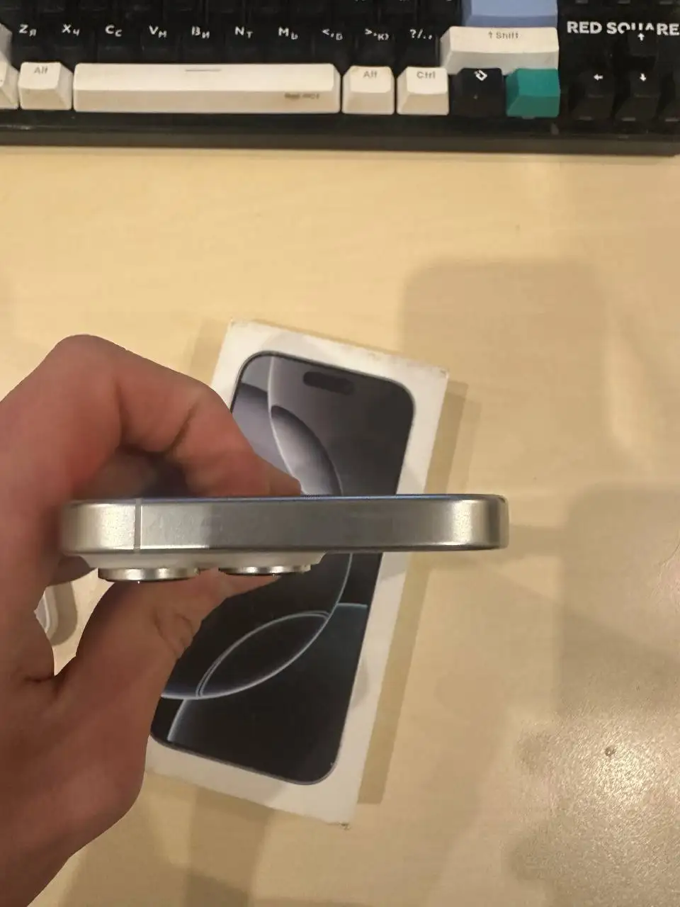 Продам iPhone 16 Pro 128 ГБ - Смартфоны (Электроника) в Санкт-Петербург