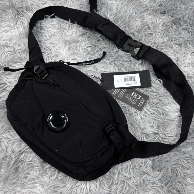 Сумка CP COMPANY новая с бирками - Носки в Санкт-Петербург