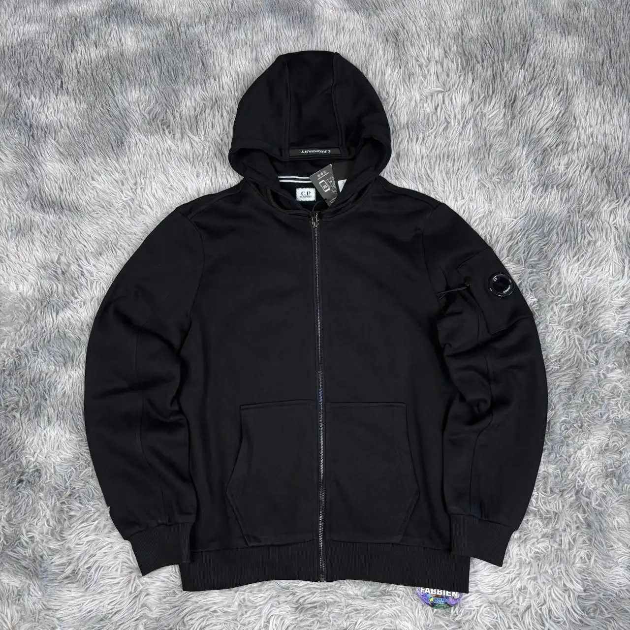 Худи CP COMPANY размер М - Верхняя одежда (Одежда) в Санкт-Петербург