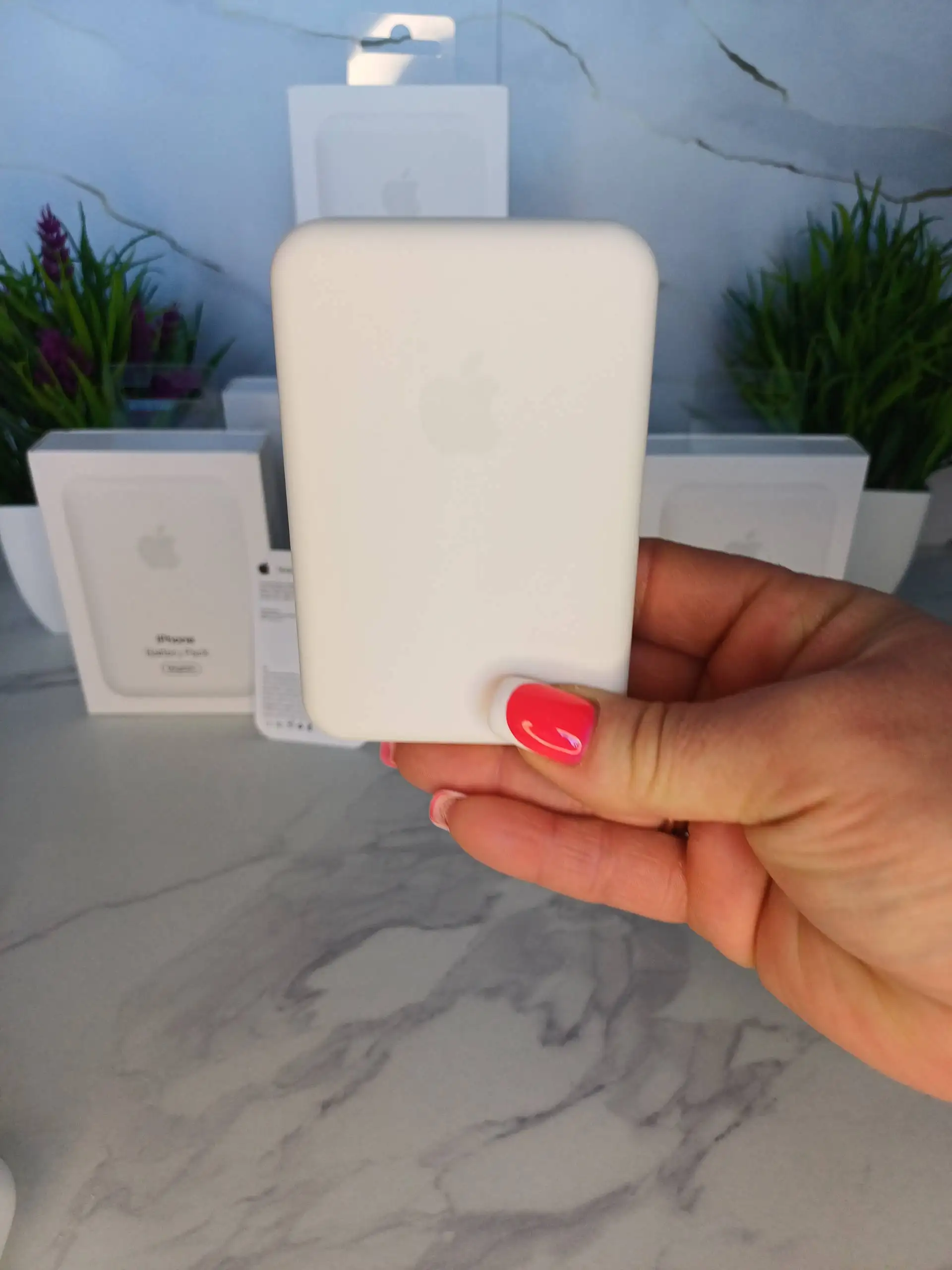 Apple Powerbank с MagSafe - Аксессуары для телефонов (Электроника) в Санкт-Петербург