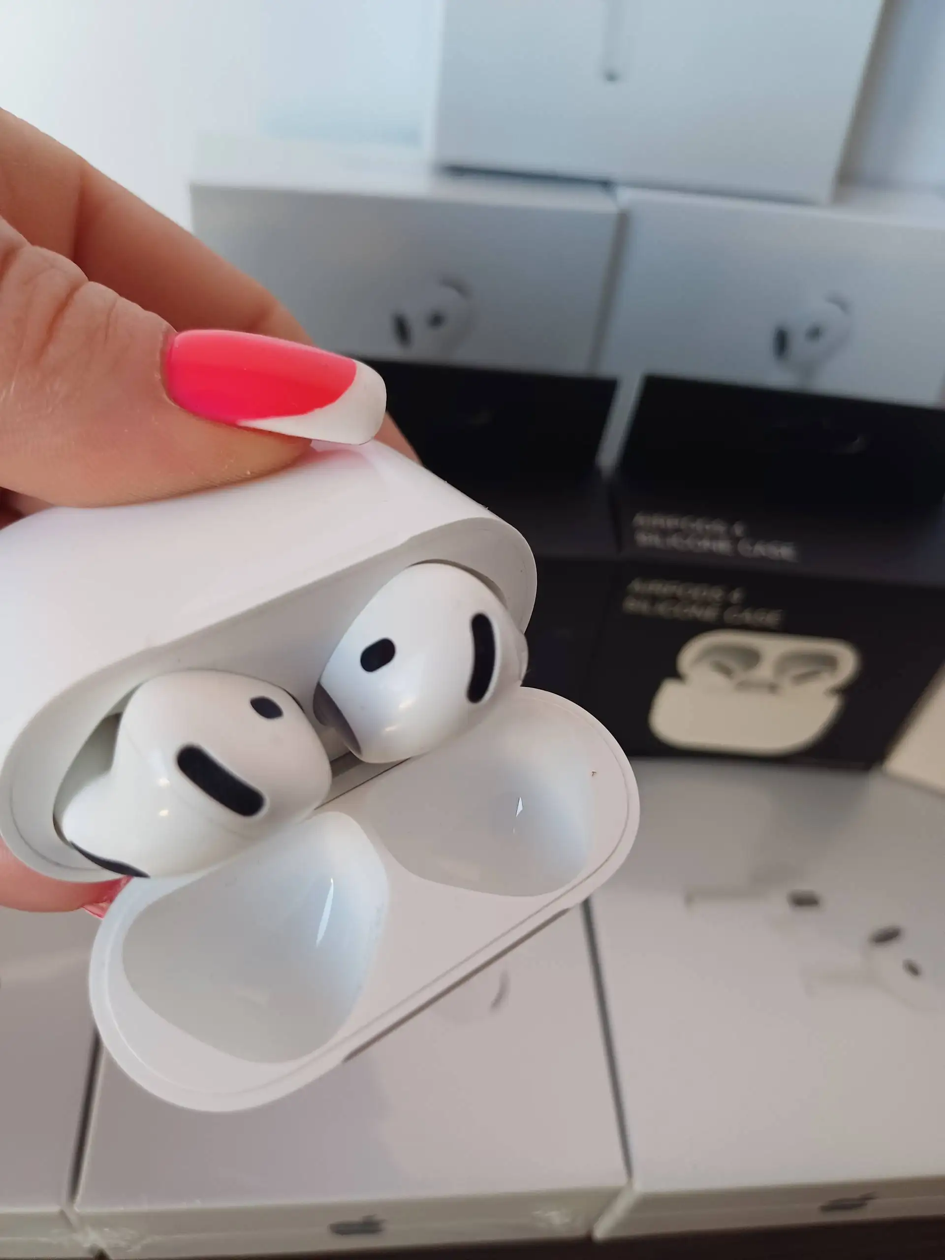 НАУШНИКИ Apple AirPods 4 с активным шумоподавлением - Аудиотехника (Электроника) в Санкт-Петербург
