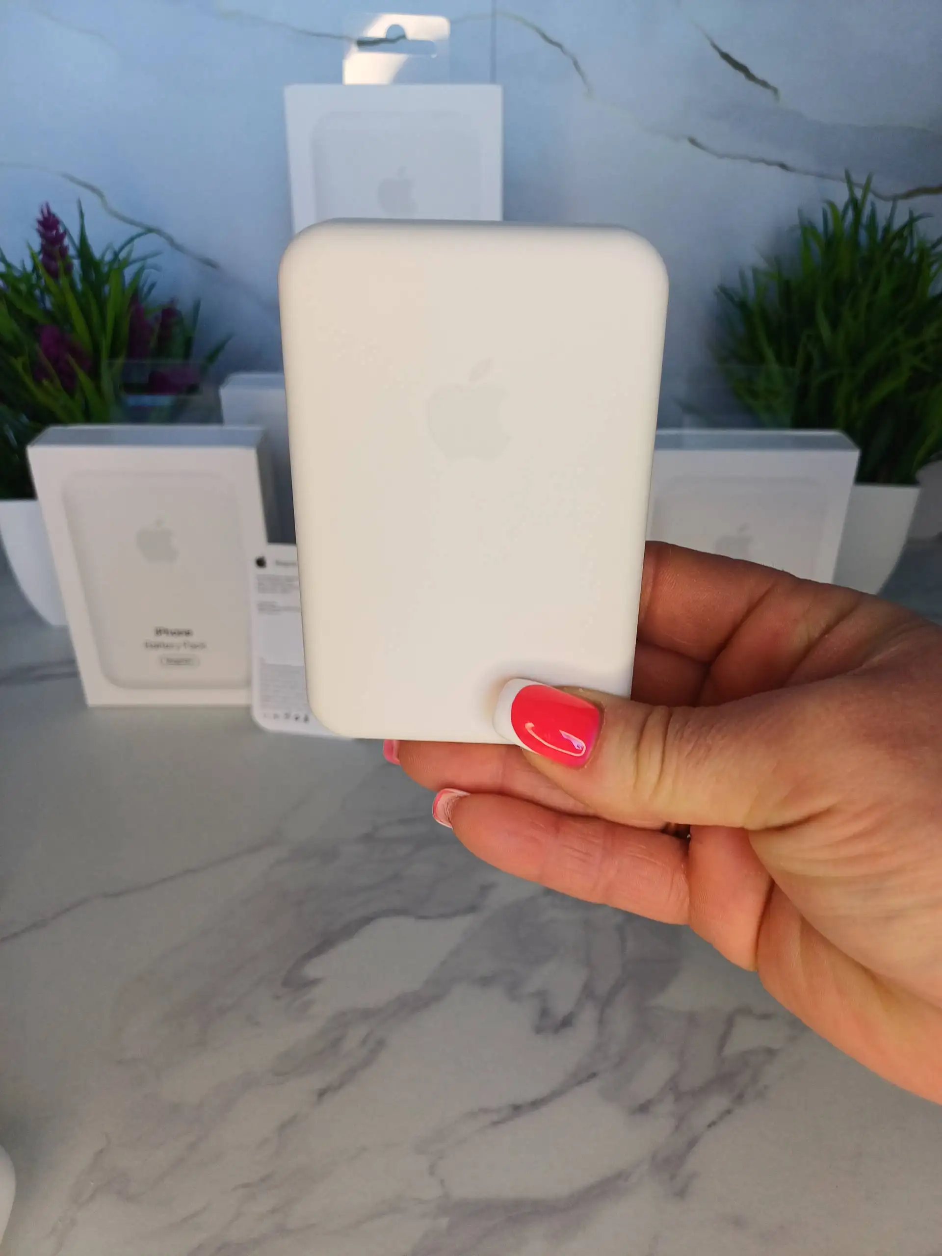 Apple Powerbank с MagSafe для iPhone 12-16 - Аксессуары для телефонов (Электроника) в Санкт-Петербург