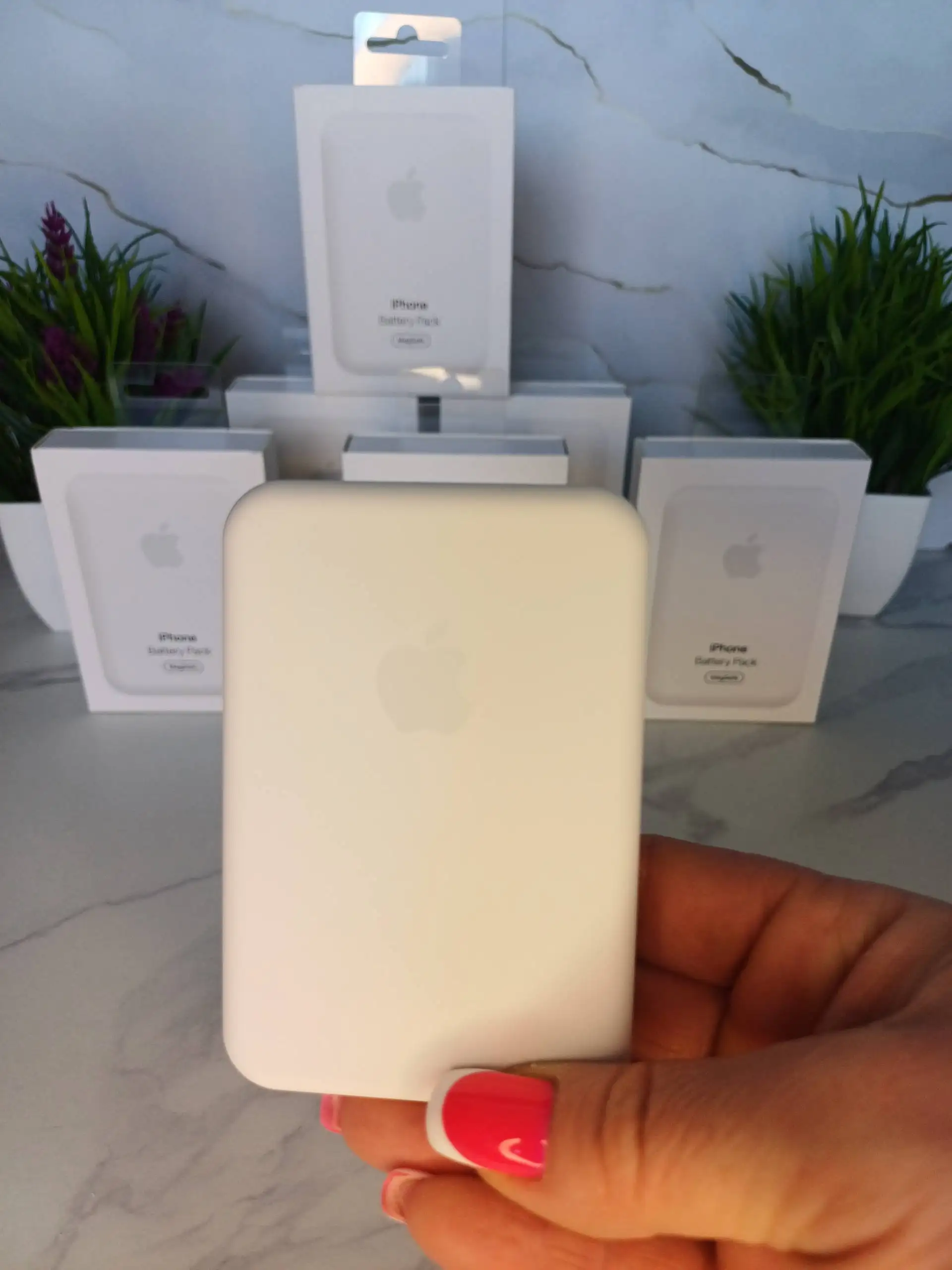 Apple Powerbank с MagSafe для iPhone 12-16 - Аксессуары для телефонов (Электроника) в Санкт-Петербург