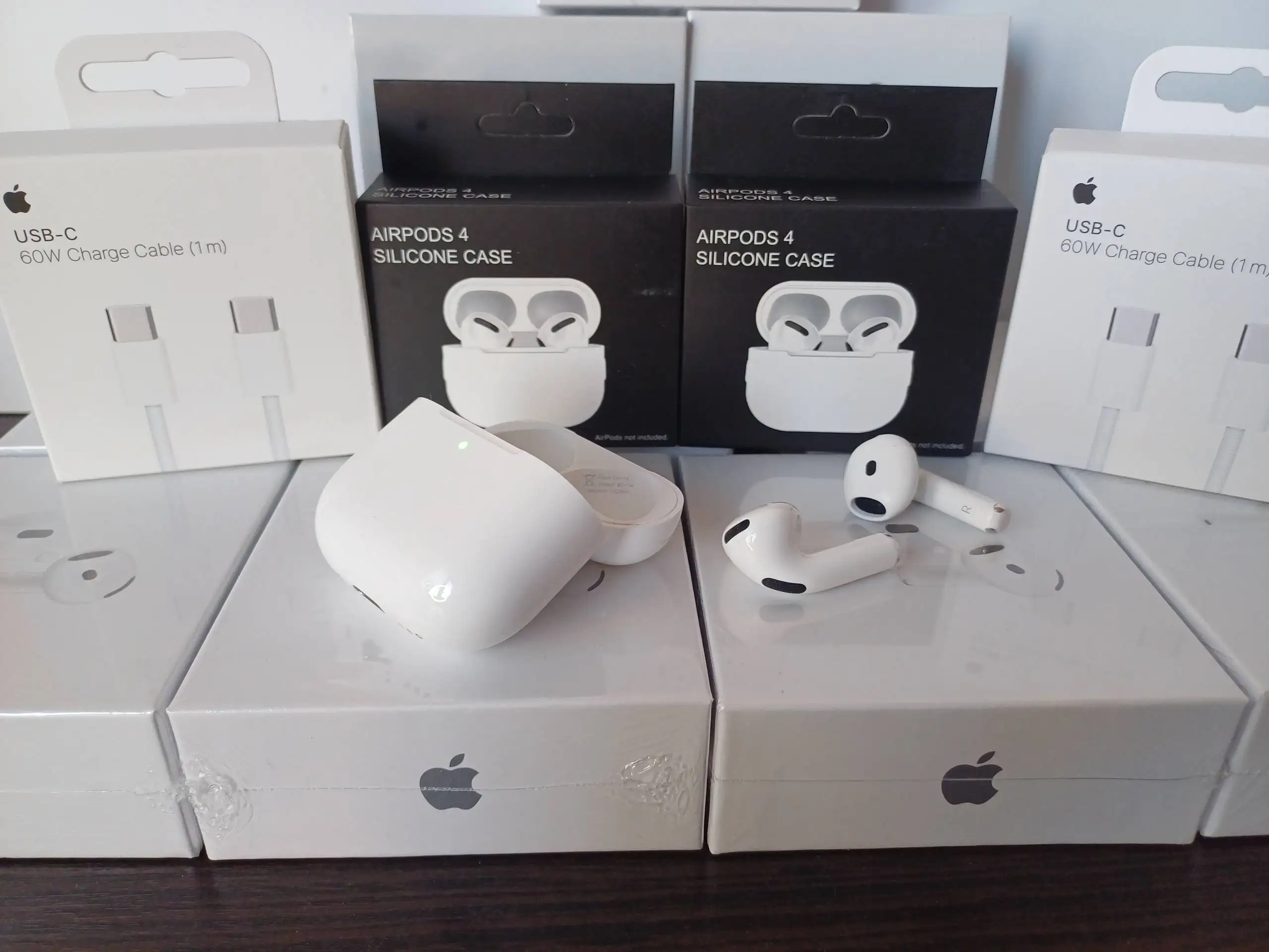 НАУШНИКИ Apple AirPods 4 с активным шумоподавлением - Наушники (Электроника) в Санкт-Петербург