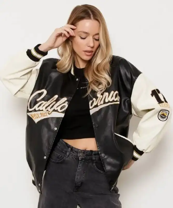 Продам бомбер размер 46 - Верхняя одежда (Одежда) в Санкт-Петербург