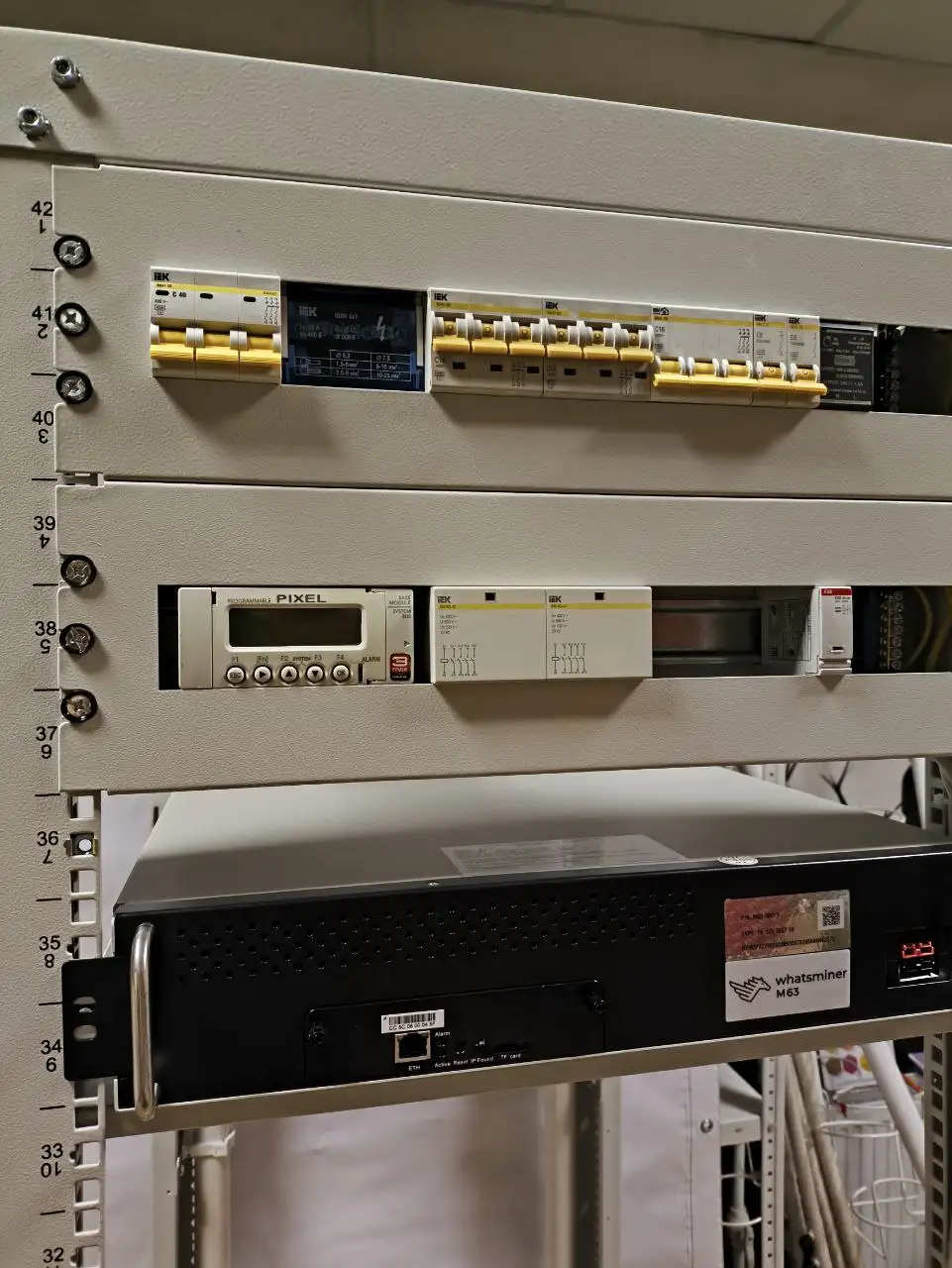 Стойка серверная/гидравлическая до 30 кВт тепла - Оборудование (Барахолка) в Санкт-Петербург