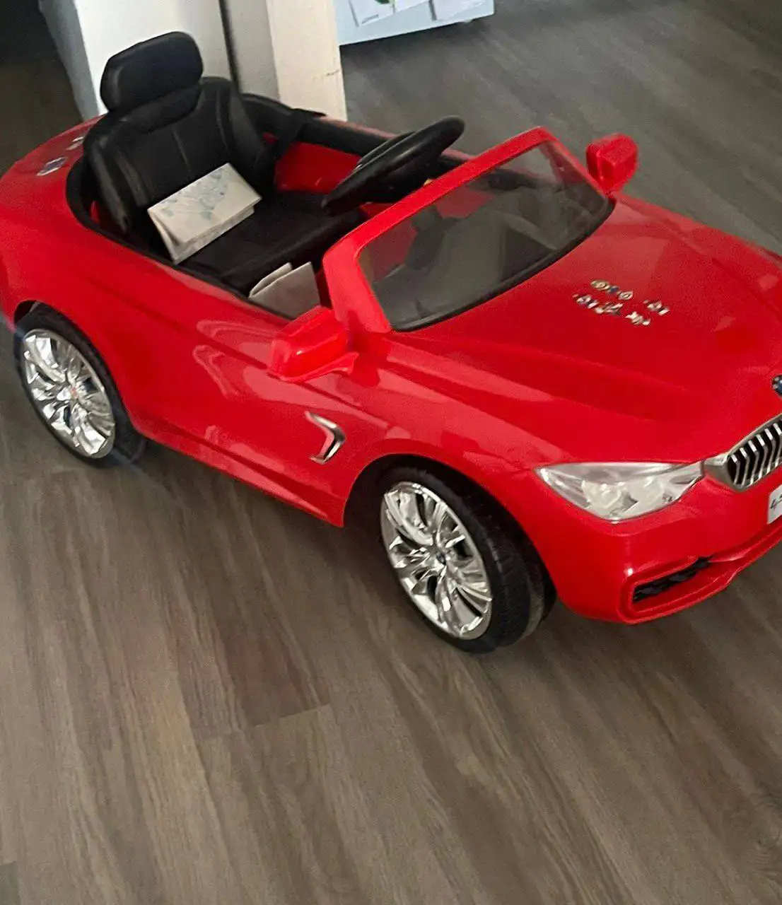 Продажа б/у товаров: машинка, велик, корзинки - Барахолка в Санкт-Петербург