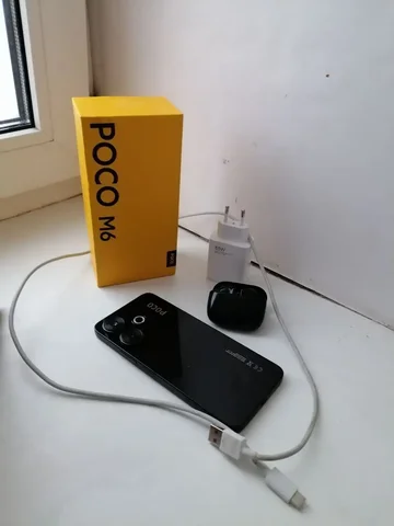 Продажа наушников Hoco и поко м6 - Вейпы и электронные сигареты в Санкт-Петербург