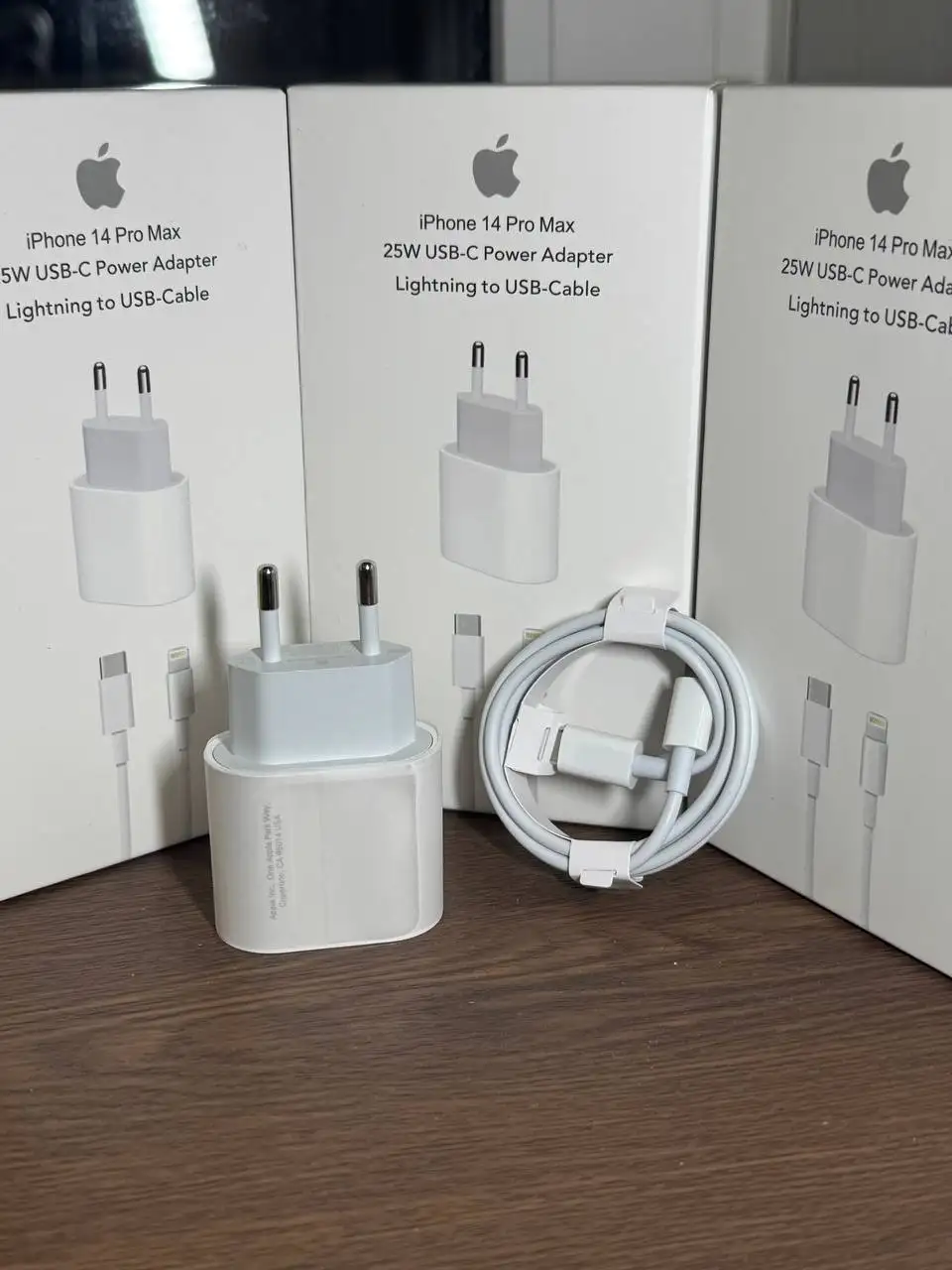 Продажа быстрой зарядки для iPhone, AirPods Pro 2 и часов Casio - Аксессуары для гаджетов (Электроника) в Санкт-Петербург