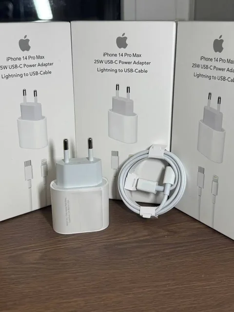 Продажа быстрой зарядки для iPhone, AirPods Pro 2 и часов Casio - Электроника в Санкт-Петербург