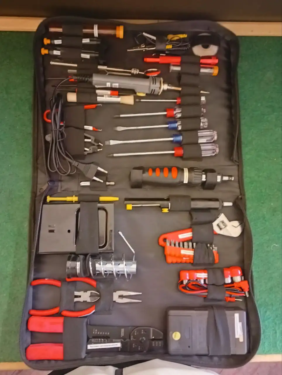 Продам - Барахолка в Санкт-Петербург