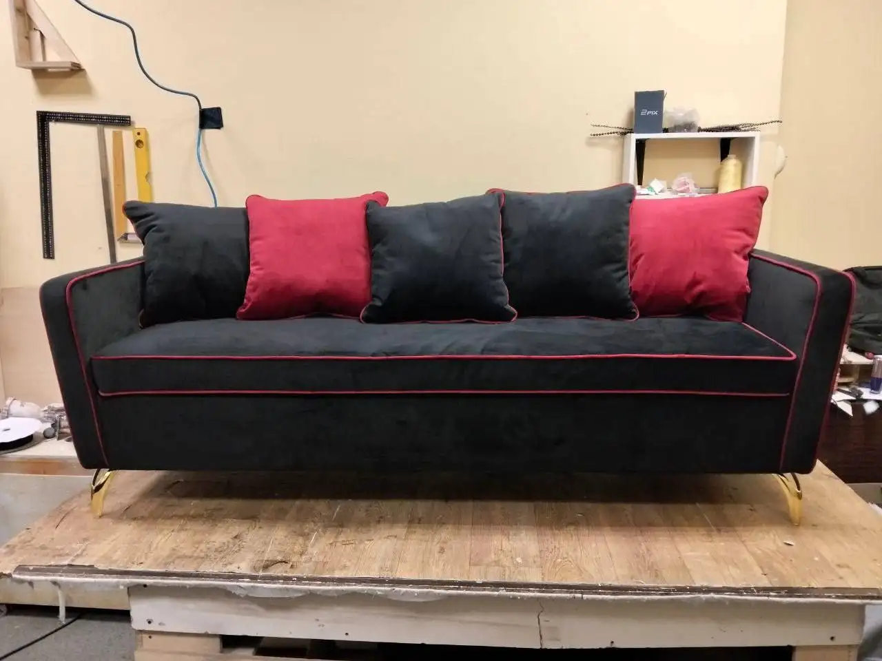 Перетяжка и ремонт мебели от Икона Стиля - Ремонт и изготовление мебели (Услуги) в Санкт-Петербург