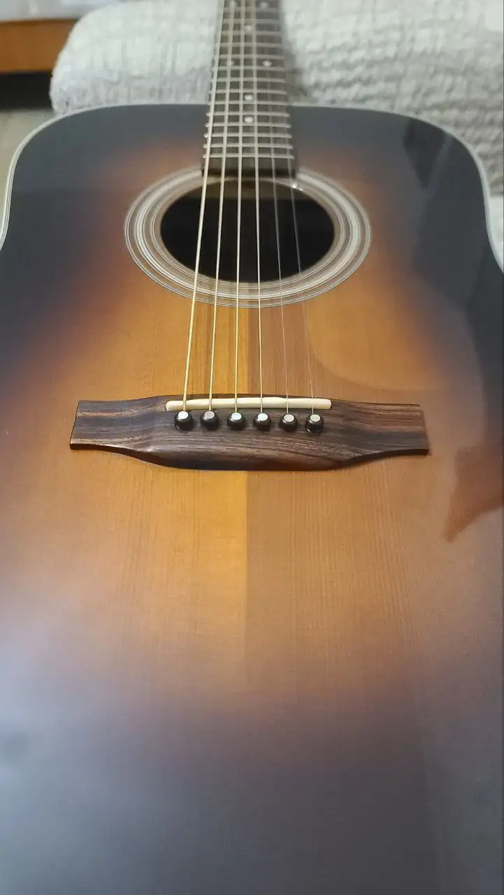 Акустическая гитара дредноут с верхней декой из массива Ситхинской ели - Музыкальные инструменты (Хобби и отдых) в Санкт-Петербург