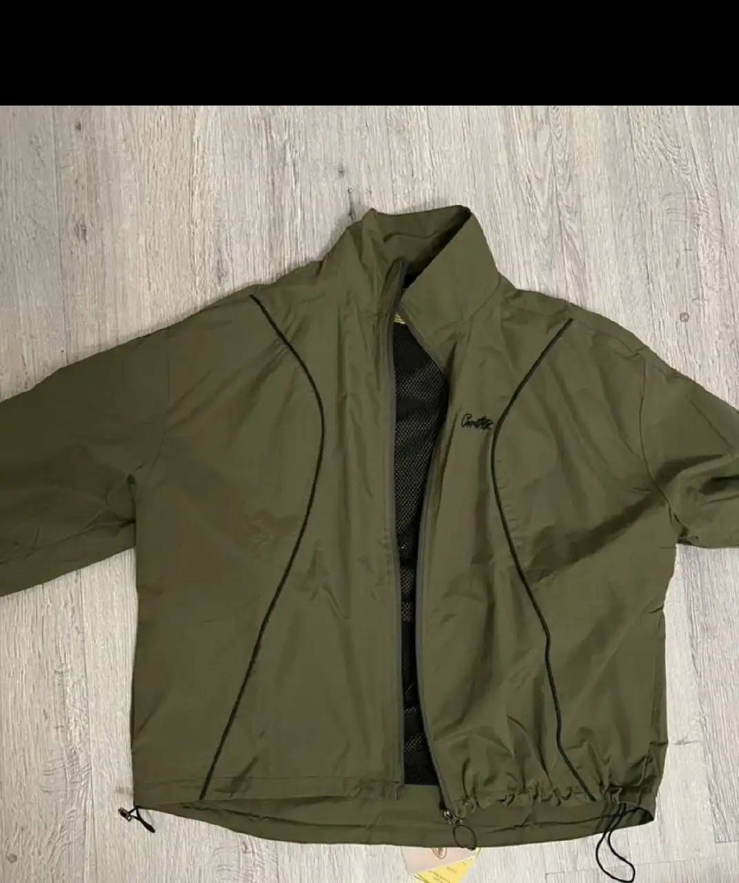 Продажа одежды: Худи Essentials, Свитшот Burberry, Ветровка corteiz, Поло Burberry - Мужская одежда (Одежда) в Санкт-Петербург