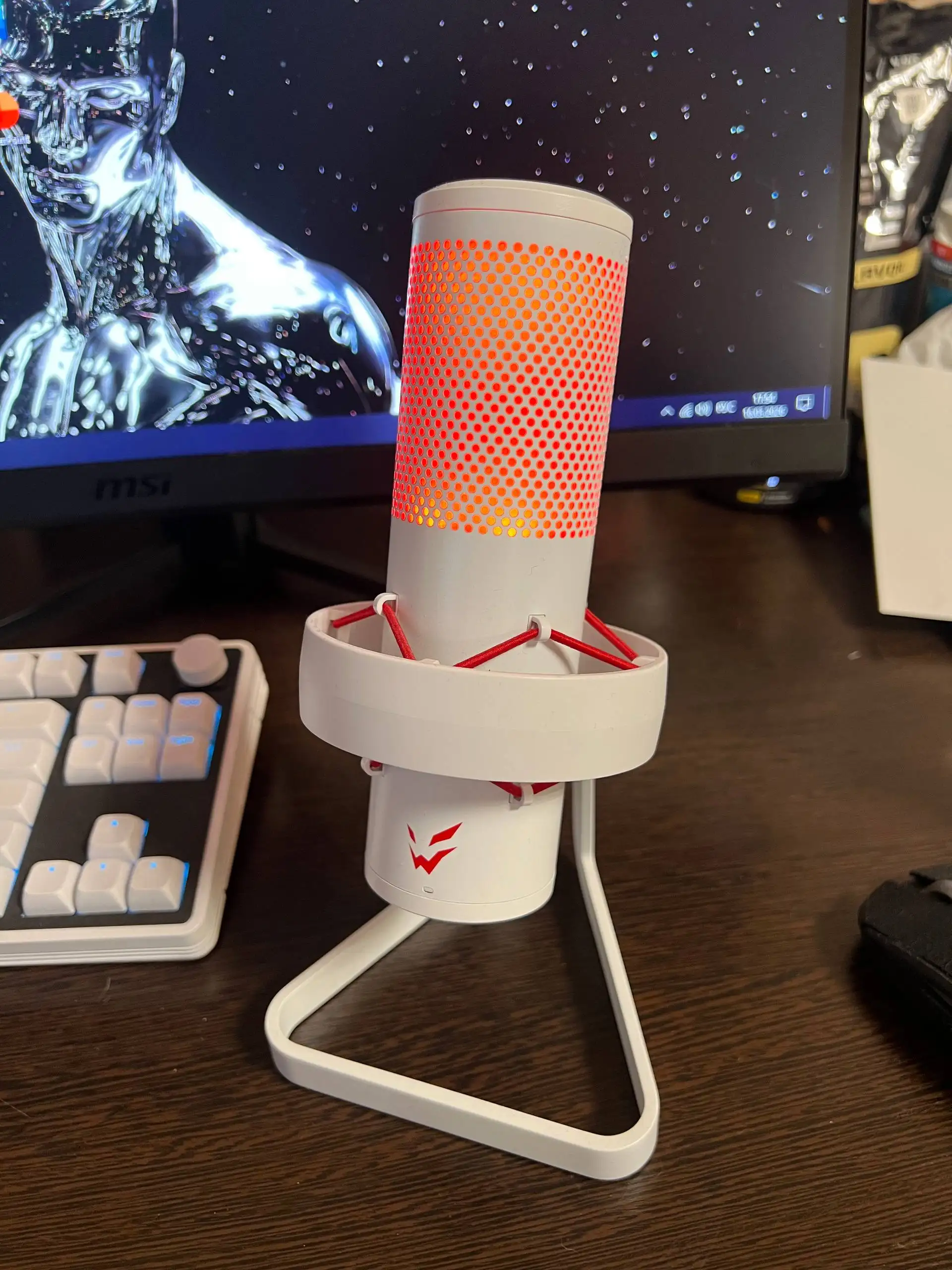 Продажа компьютерной техники: монитор MSI, мышь Lamzu, клавиатура Lunacy, наушники Logitech, микрофон Ardor, ПК на базе GTX 1660 Ti - Компьютерная техника (Электроника) в Санкт-Петербург