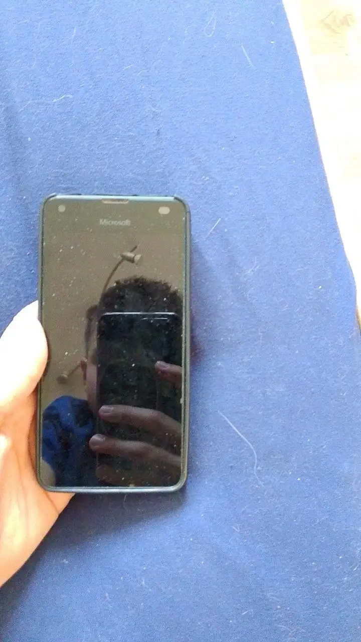 Телефон Microsoft и ноутбук Samsung - Телефоны и ноутбуки (Электроника) в Санкт-Петербург