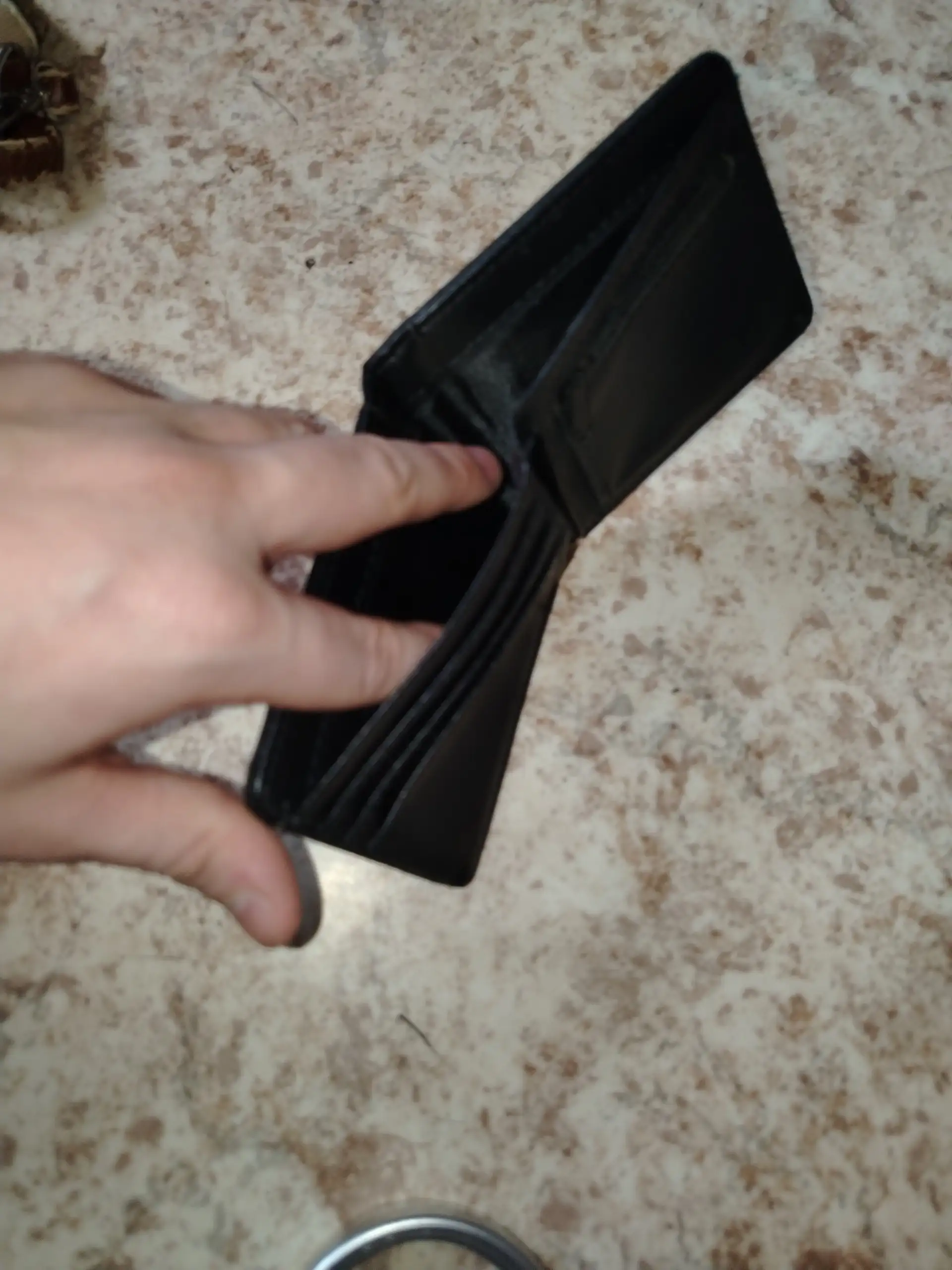 Продажа личных вещей: фляга, кошелёк, нож, книги про Тарзана - Барахолка в Санкт-Петербург