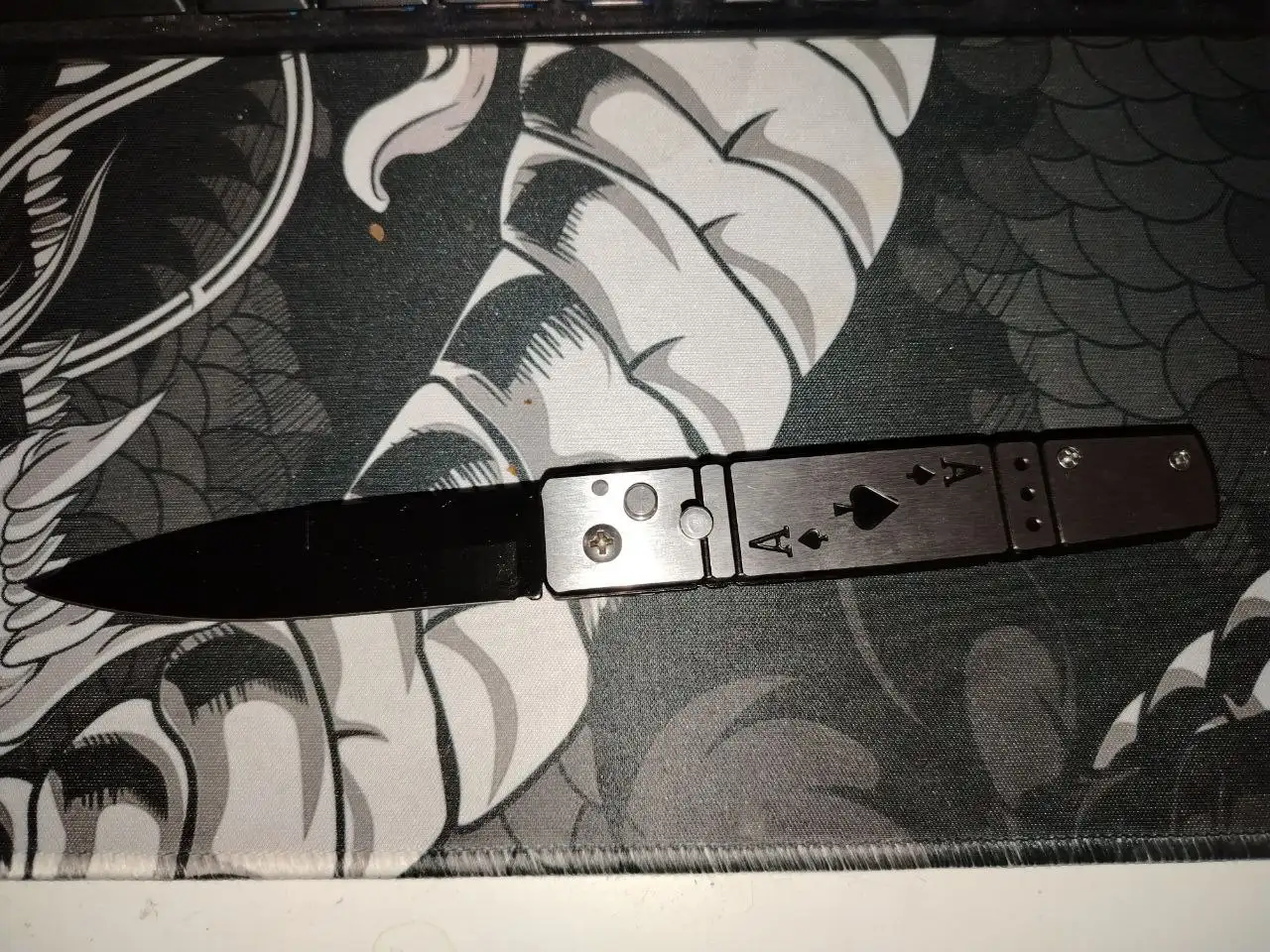 Продажа личных вещей: фляга, кошелёк, нож, книги про Тарзана - Барахолка в Санкт-Петербург