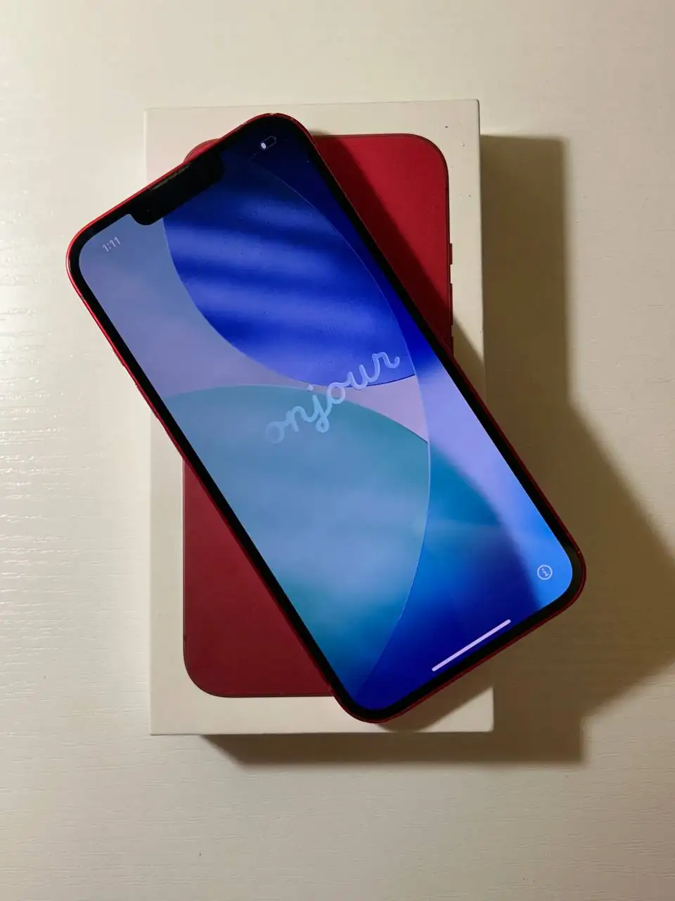 iPhone 13 128GB (RED) в состоянии 6,5/10 - Смартфоны (Электроника) в Санкт-Петербург