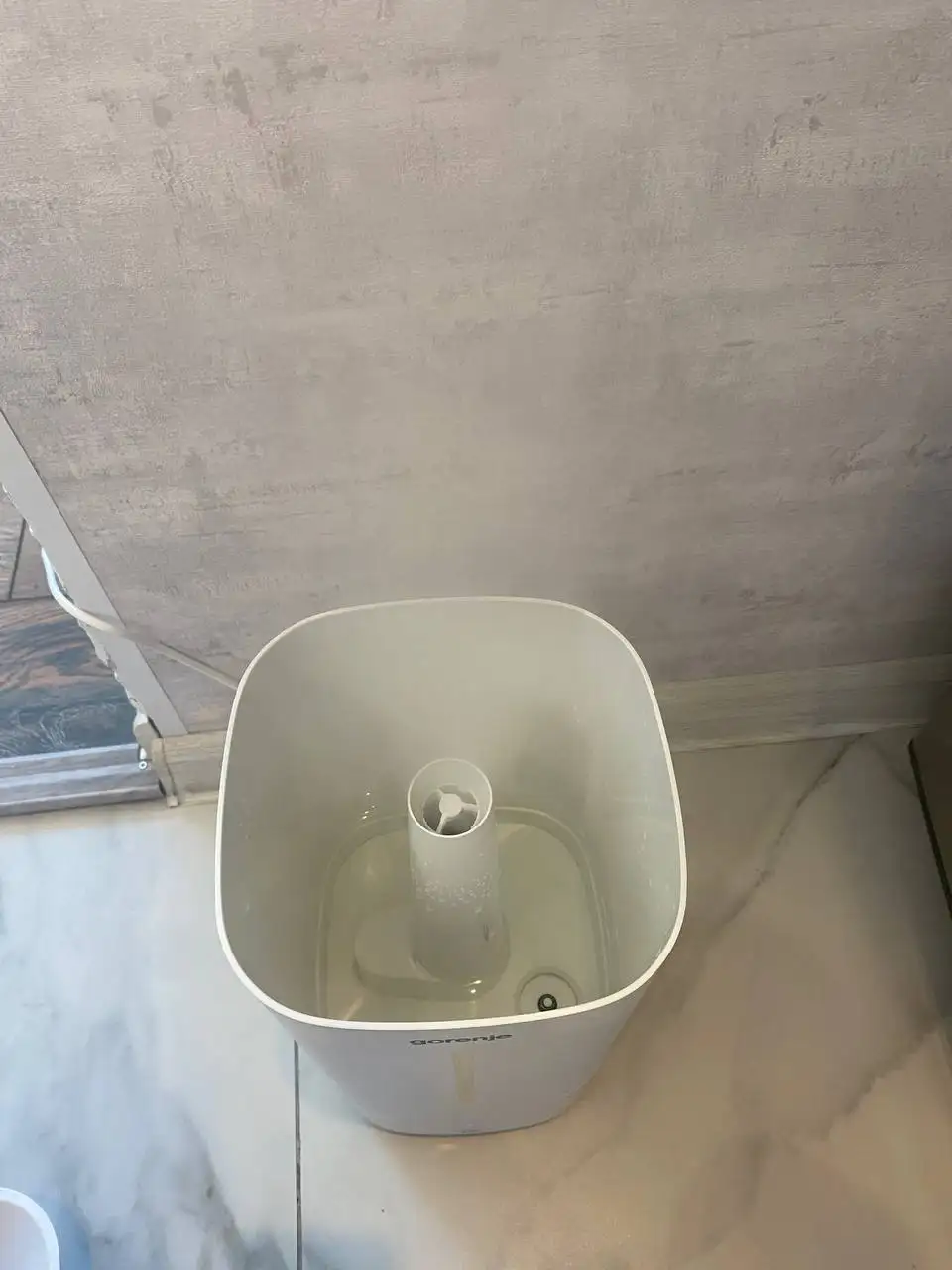 Продам увлажнитель воздуха Gorenje H45W 4,5л - Барахолка в Санкт-Петербург