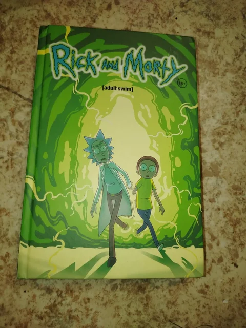 Продажа книг и очков виртуальной реальности - Прогулочные коляски в Санкт-Петербург