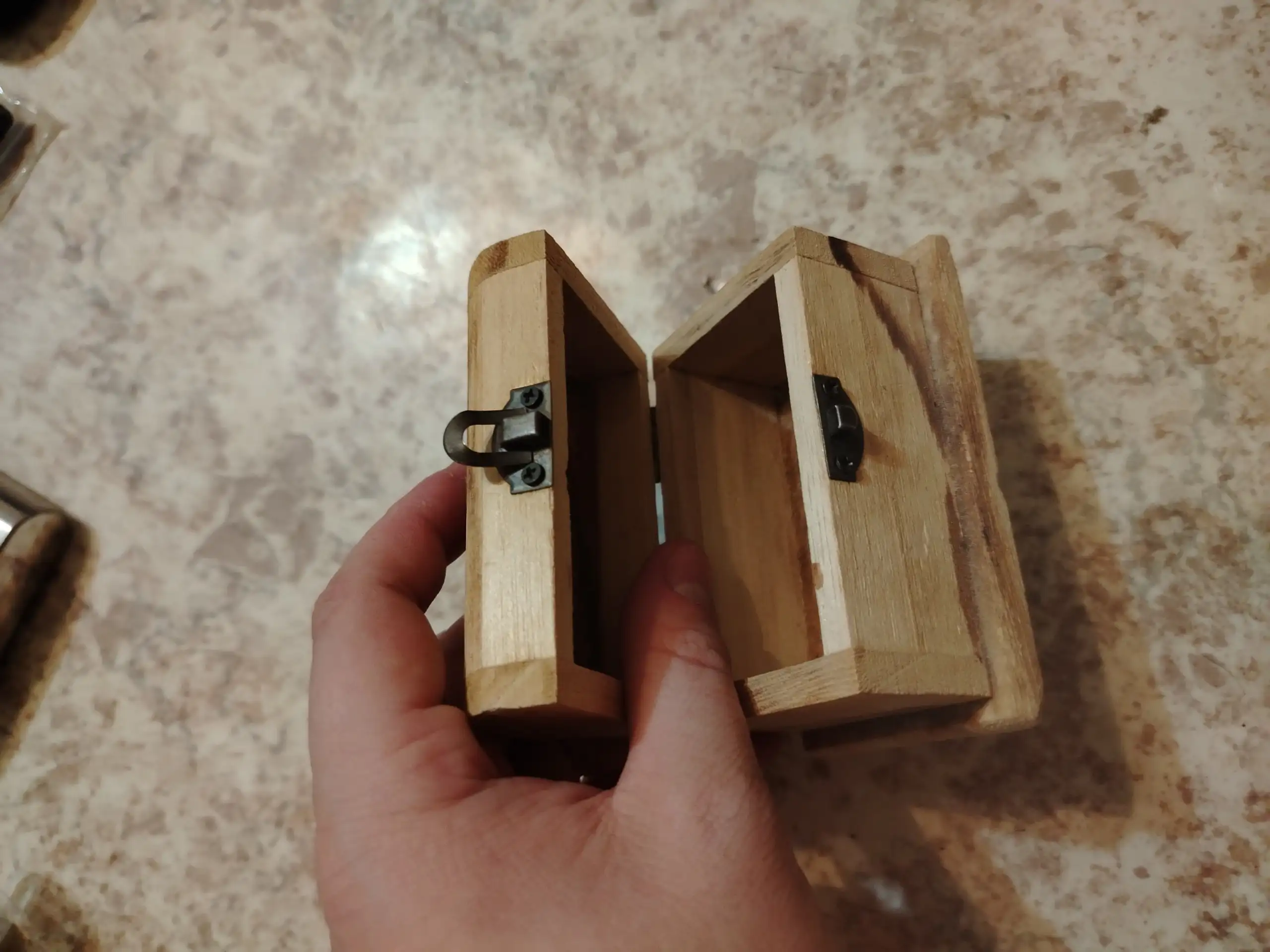 Продажа различных товаров в Санкт-Петербурге - Барахолка в Санкт-Петербург