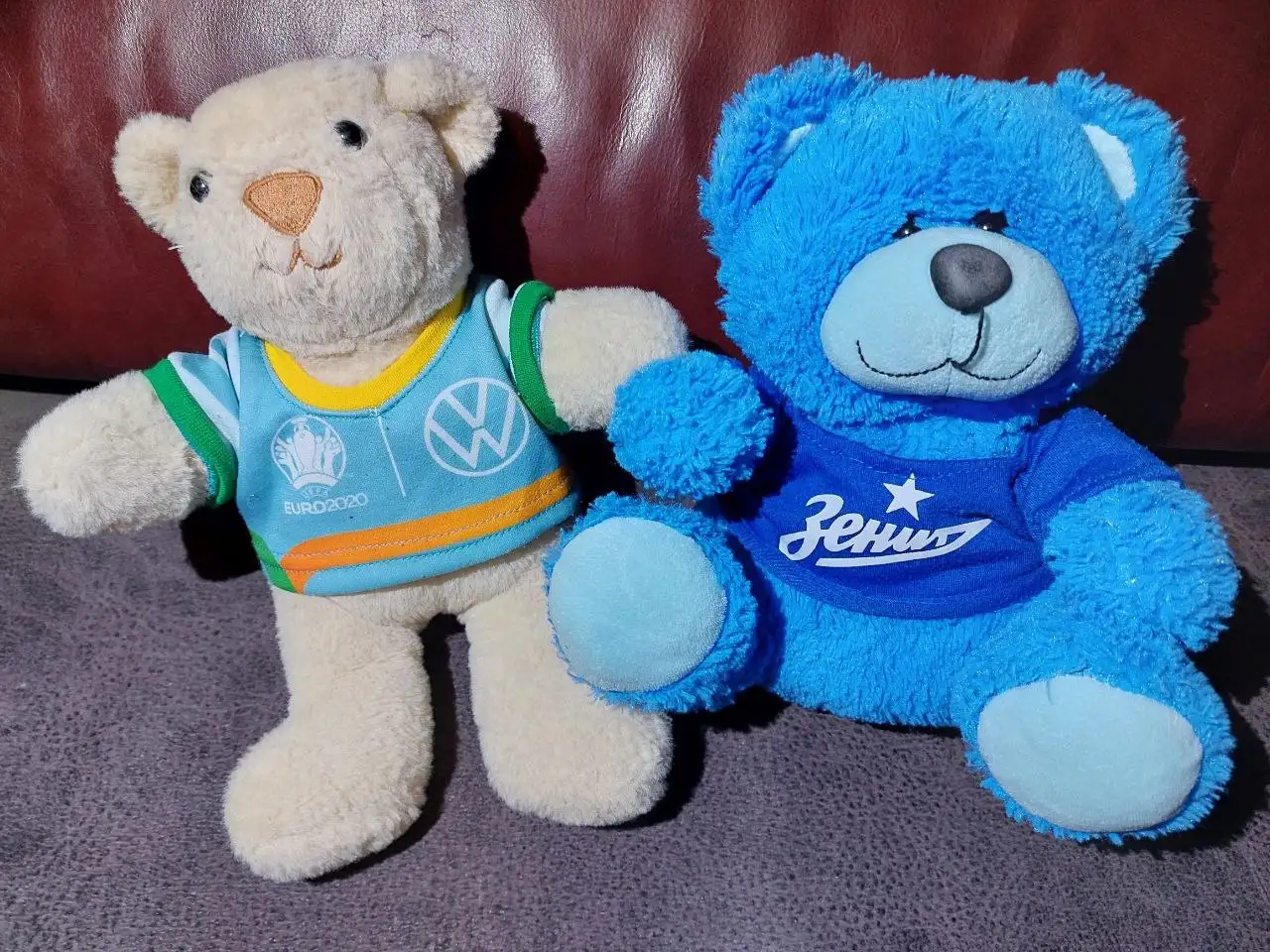 Медведи футбольные клубы Зенит и Евро 2020 Volkswagen - Коллекционирование (Хобби и отдых) в Санкт-Петербург