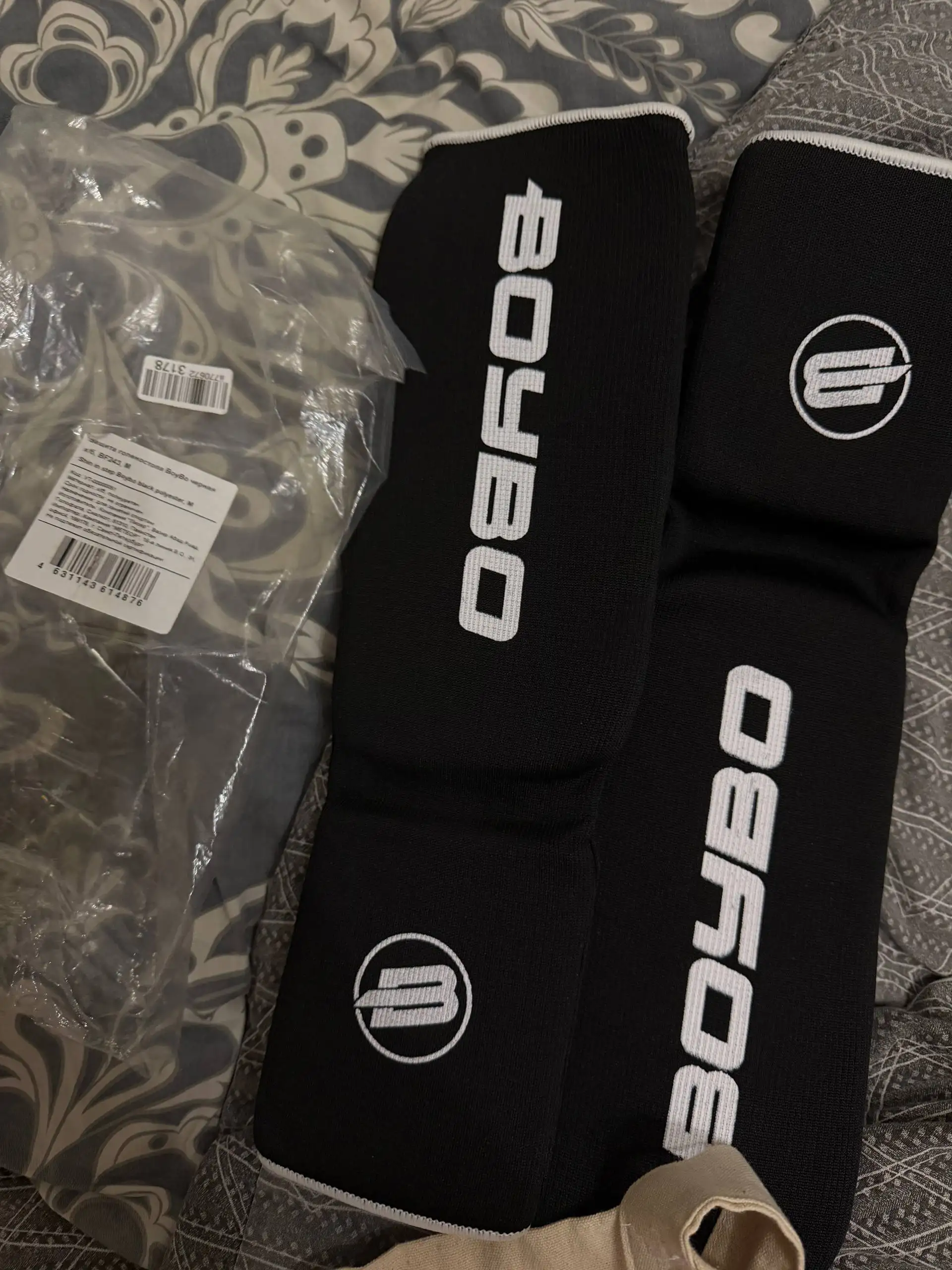 Продажа экипировки для тайского или обычного бокса - Спортивная экипировка (Хобби и отдых) в Санкт-Петербург