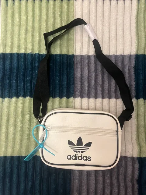 Винтажный бомбер со штатов и оригинальная сумка Adidas - Прогулочные коляски в Санкт-Петербург