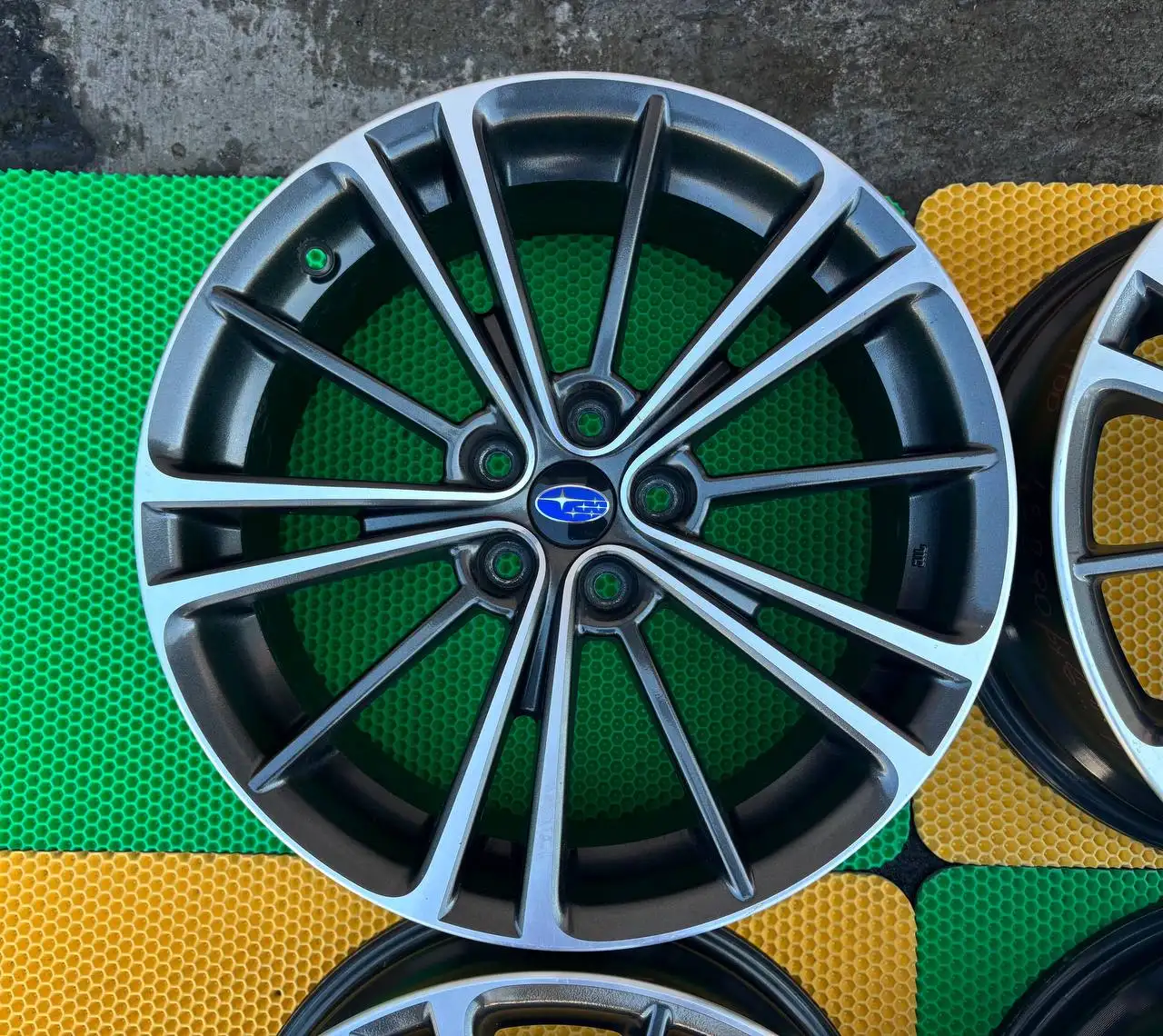 Диски Subaru R17 5/100 из Японии - Диски (Запчасти) в Новосибирск