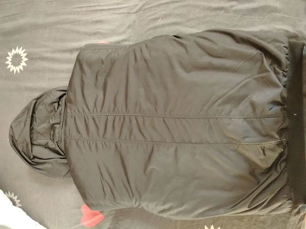 Продам новый бомбер - Верхняя одежда (Одежда) в Санкт-Петербург