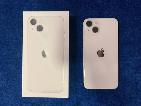 IPhone 13 128гб с коробкой, АКБ 78% - Телефоны в Санкт-Петербург