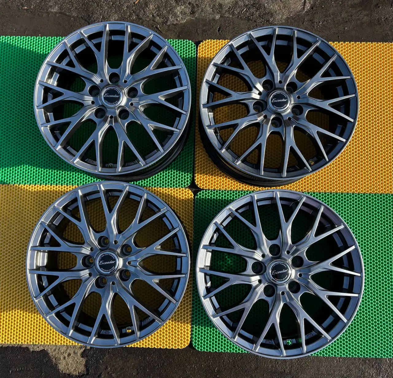 Диски Hot Stuff Exceeder R16 5/114.3 из Японии - Диски (Запчасти) в Новосибирск