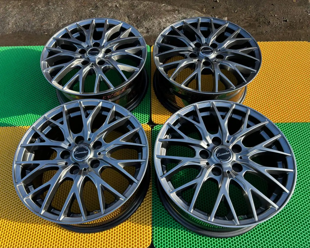 Диски Hot Stuff Exceeder R16 5/114.3 из Японии - Диски (Запчасти) в Новосибирск