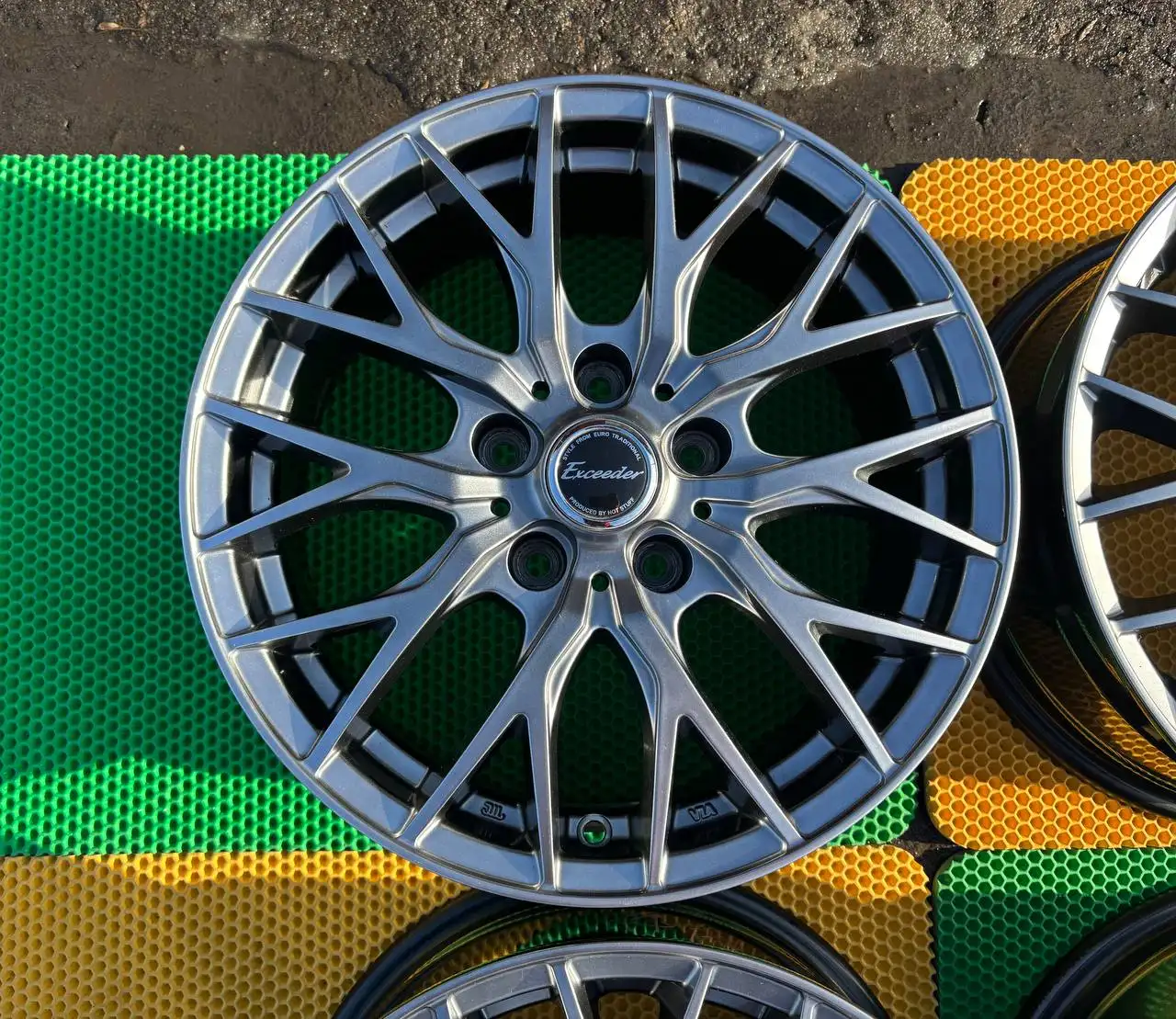 Диски Hot Stuff Exceeder R16 5/114.3 из Японии - Диски (Запчасти) в Новосибирск