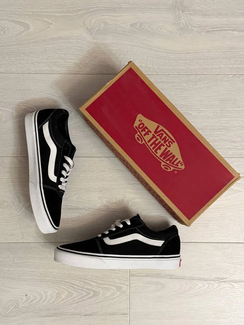 Продажа брендовой одежды и обуви - Одежда в Санкт-Петербург