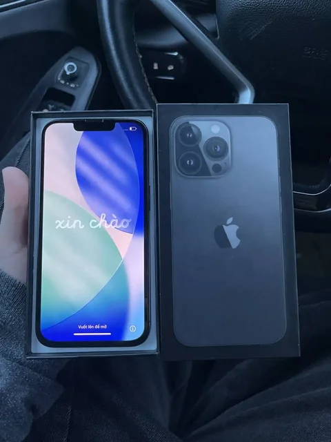 iPhone 13 Pro 128gb черный с повреждениями - частное объявление в Санкт-Петербург