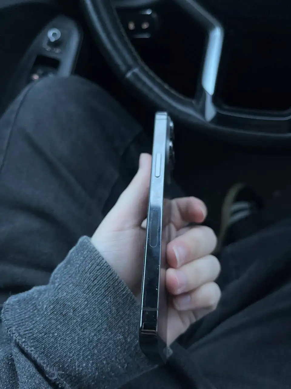 iPhone 13 Pro 128gb черный с повреждениями - Смартфоны (Электроника) в Санкт-Петербург