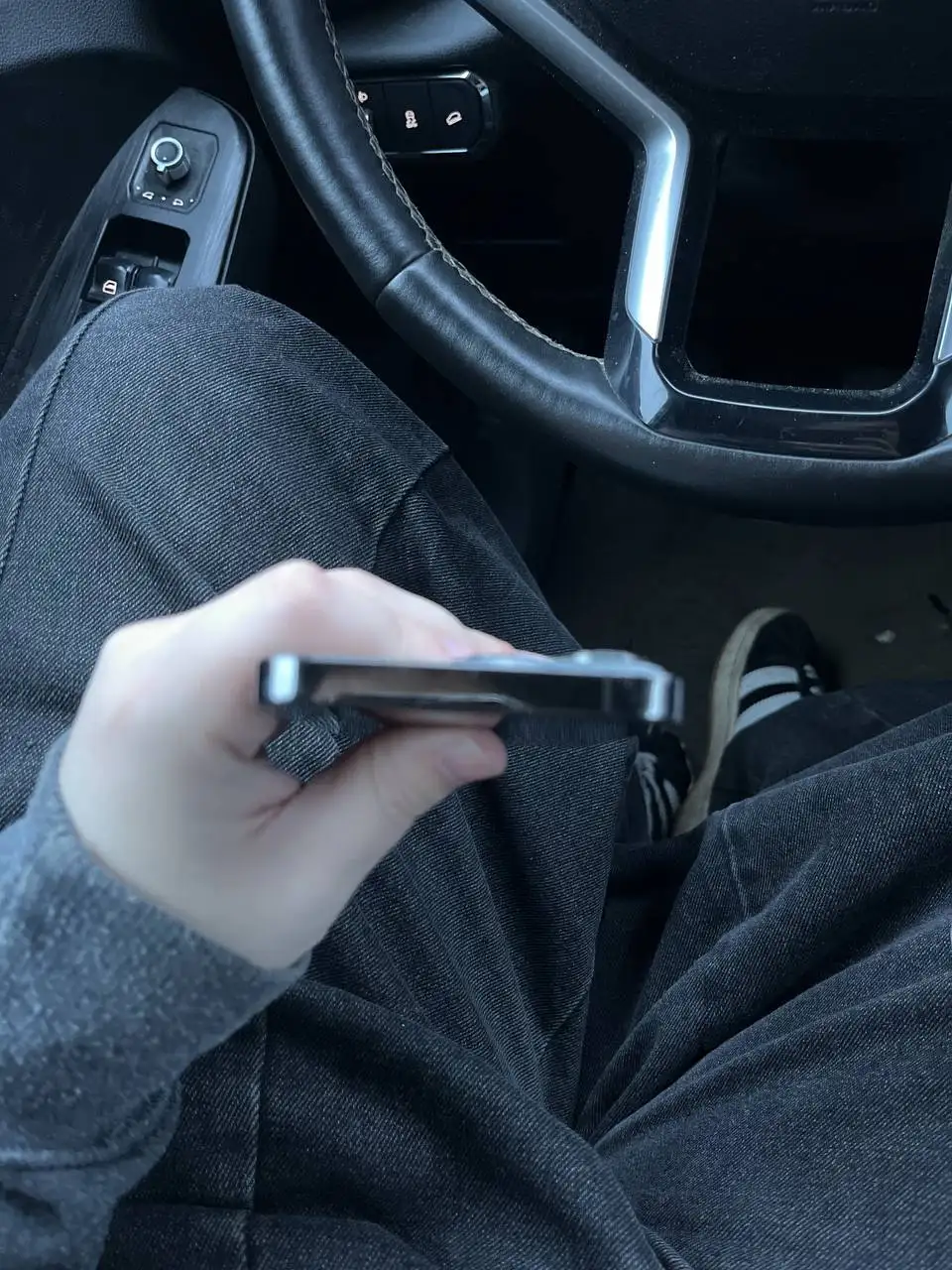 iPhone 13 Pro 128gb черный с повреждениями - Смартфоны (Электроника) в Санкт-Петербург