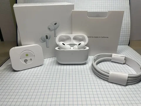 Наушники AirPods Pro 2 копия 1:1 с шумоподавлением - Виртуальная реальность в Санкт-Петербург