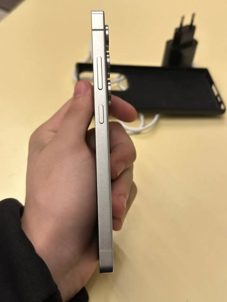 Обмен iPhone 15 Pro Max 256 ГБ - Смартфоны и телефоны (Электроника) в Санкт-Петербург