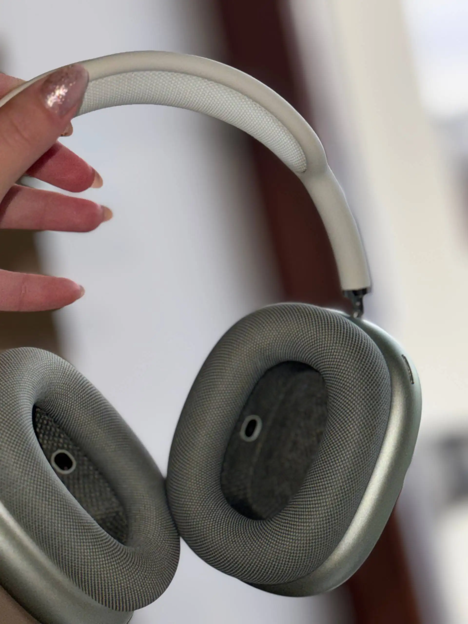 Аир Подс Макс наушники с чехлом и зарядкой - Наушники (Электроника) в Санкт-Петербург