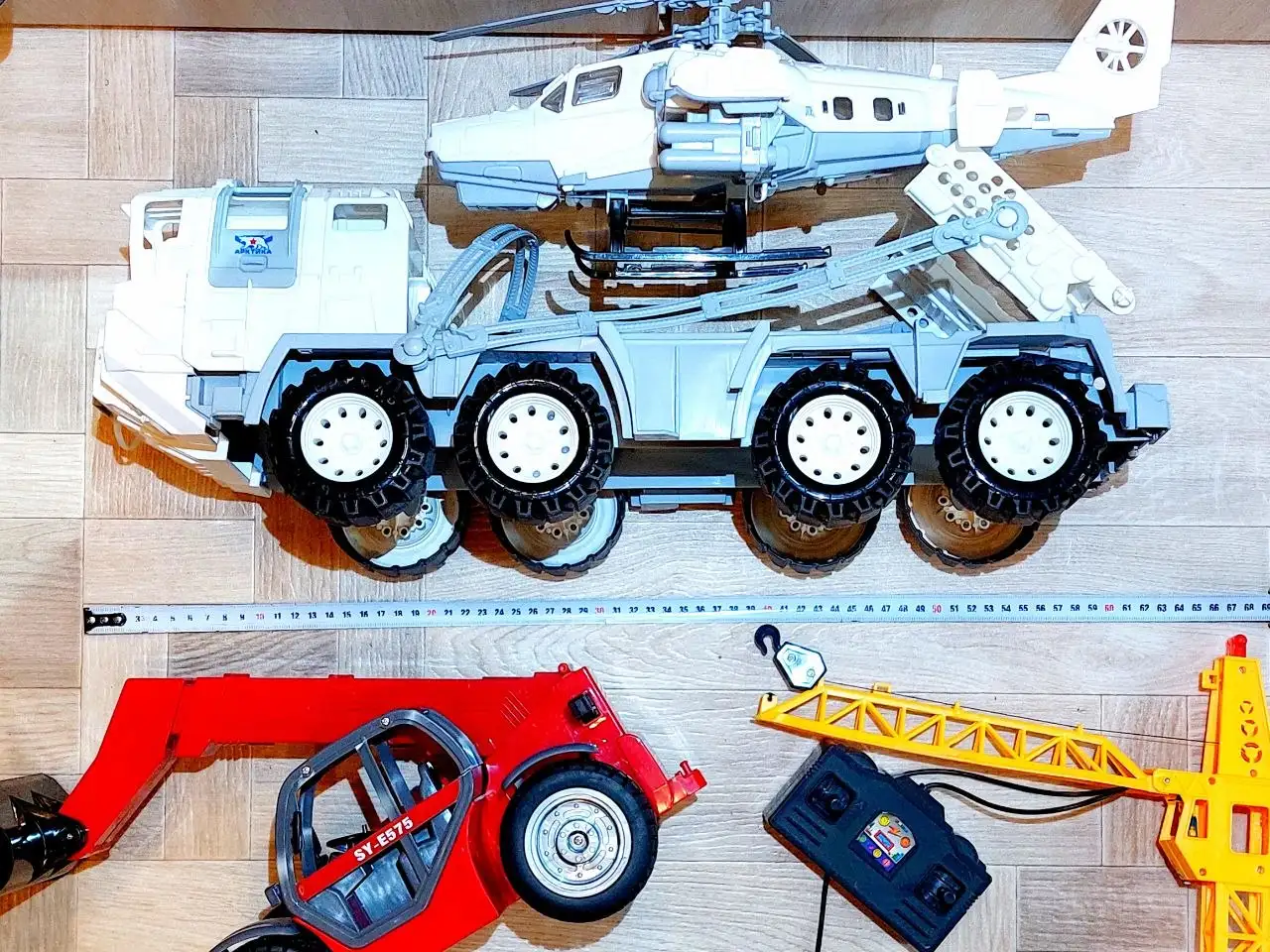 Большие машины пакетом для мальчика - Барахолка в Санкт-Петербург