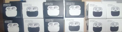Продажа товарных остатков чехлов для Airpods - Аксессуары для электроники в Санкт-Петербург