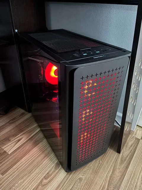 Продам корпус для компьютера Deepcool CK560 - Компьютерные корпуса в Санкт-Петербург
